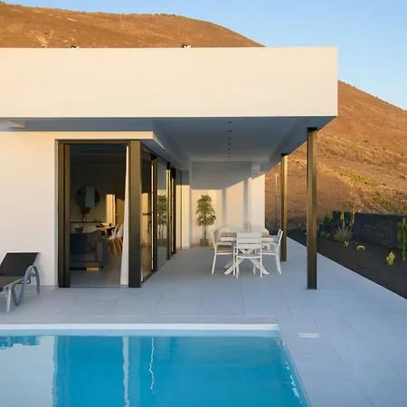 Villa Ainara